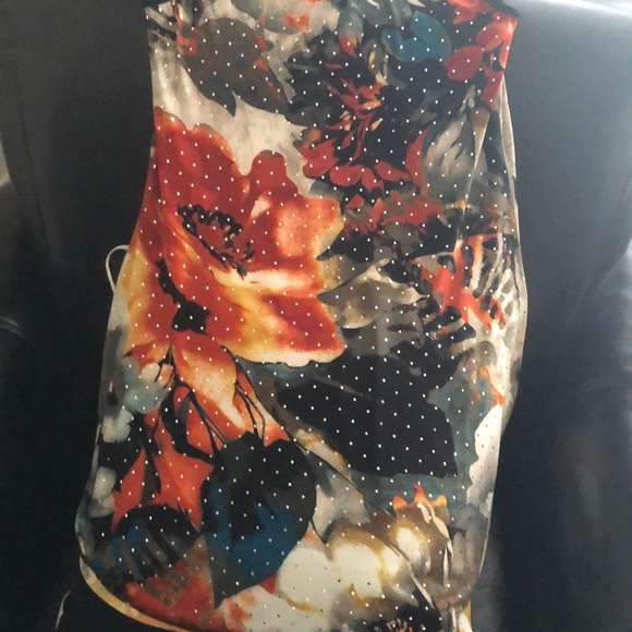 Bali Top - Picture 7 of 7